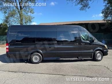 2017 Midwest Automotive Design Mercedes-Benz Sprinter Sprinter - Sprinter for Sale in Baldwin, NY - Photo 10