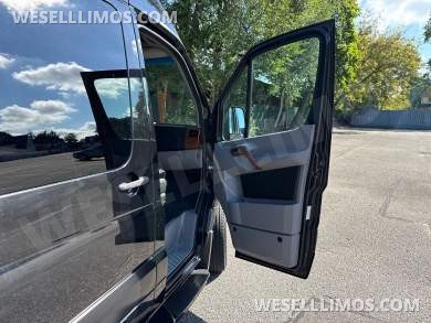 2017 Midwest Automotive Design Mercedes-Benz Sprinter Sprinter - Sprinter for Sale in Baldwin, NY - Photo 19