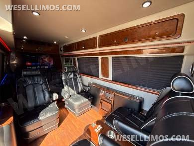2017 Midwest Automotive Design Mercedes-Benz Sprinter Sprinter - Sprinter for Sale in Baldwin, NY - Photo 28