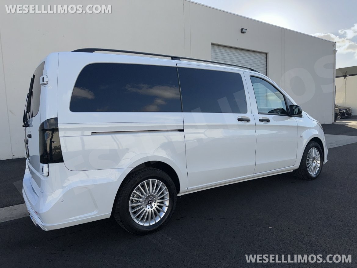 CEO SUV Mobile Office for Sale in Anaheim, CA - Photo 7