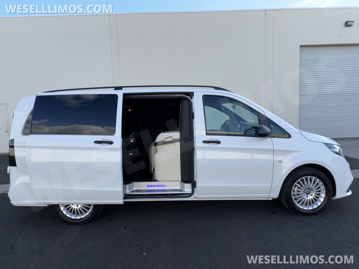 CEO SUV Mobile Office for Sale in Anaheim, CA - Photo 8