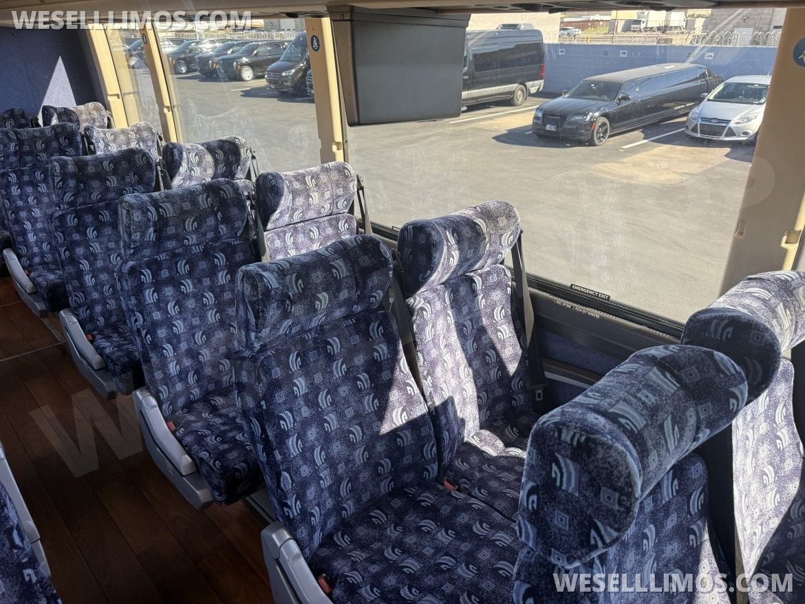 Motorcoach for Sale in Phoenix, AZ - Photo 9