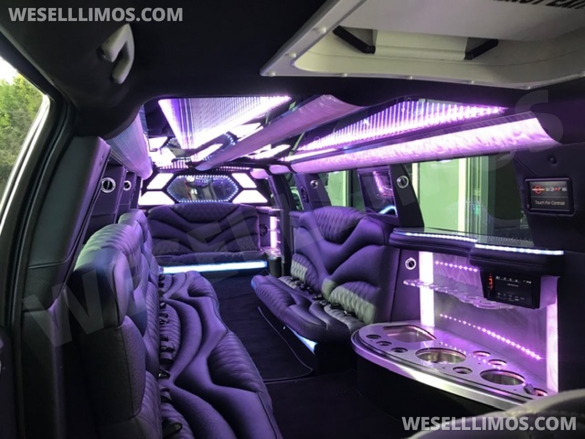 Limousine for Sale in Peabody, MA - Photo 4