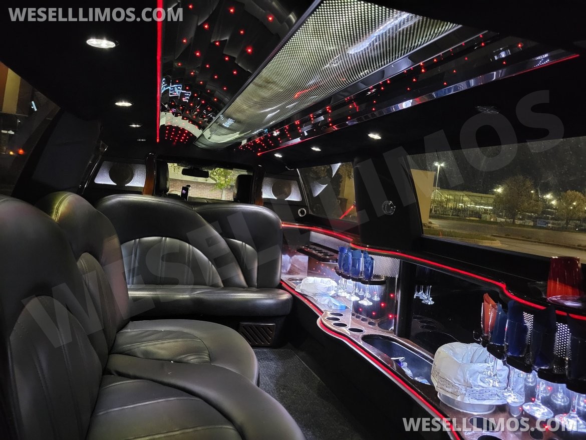 Limousine for Sale in Wheeling, IL - Photo 5