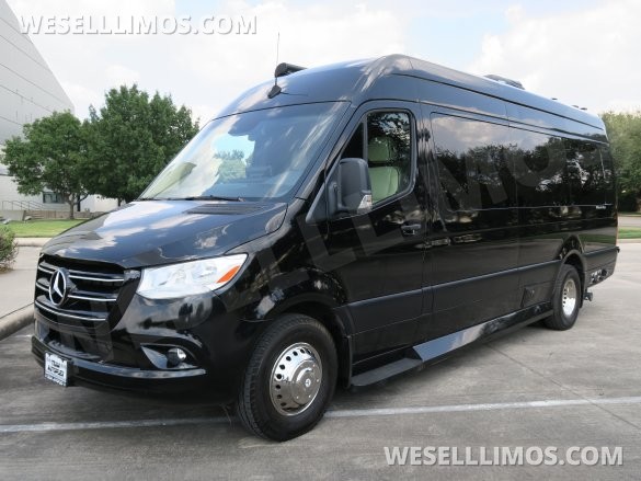 2021 Mercedes-Benz 3500XD High Roof 170" Sprinter for Sale in Houston, TX - Photo 3