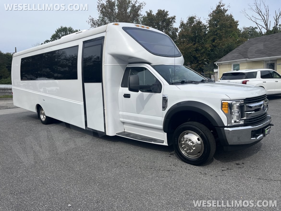 Executive Shuttle for Sale in Pasadena, MD - Main Photo