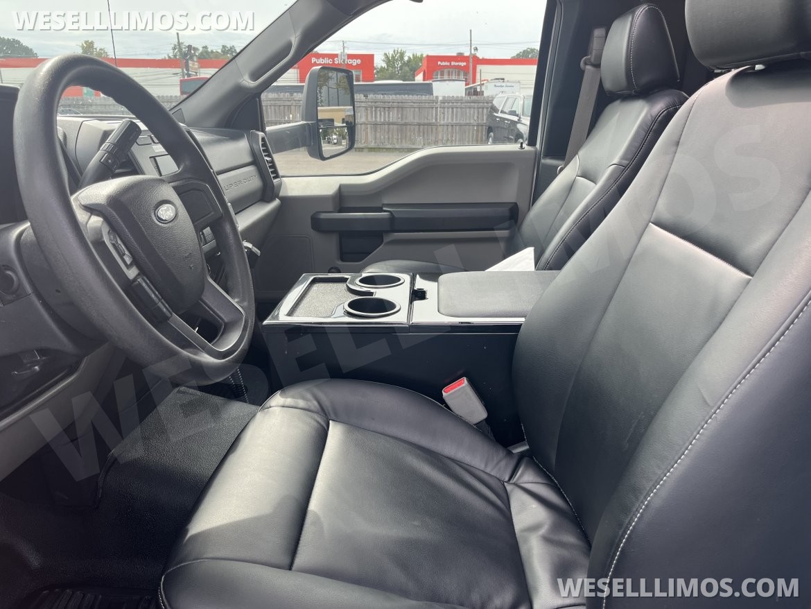 Executive Shuttle for Sale in Pasadena, MD - Photo 10