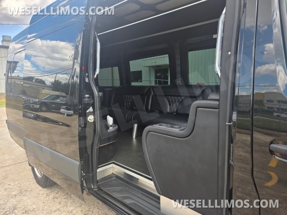 2019 Mercedes-Benz sprinter 3500 high top Sprinter for Sale in Laguna Niguel, CA - Photo 3