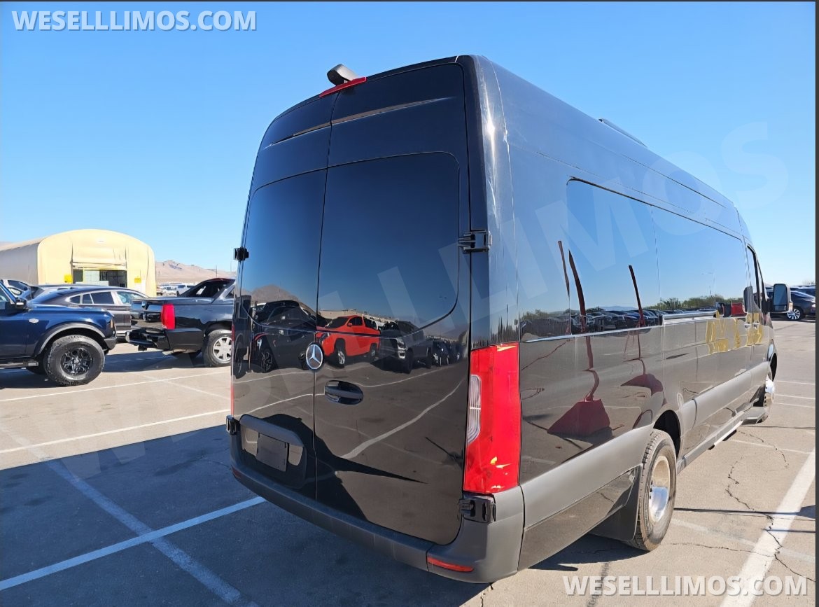 Executive Shuttle for Sale in Anaheim, CA - Photo 20