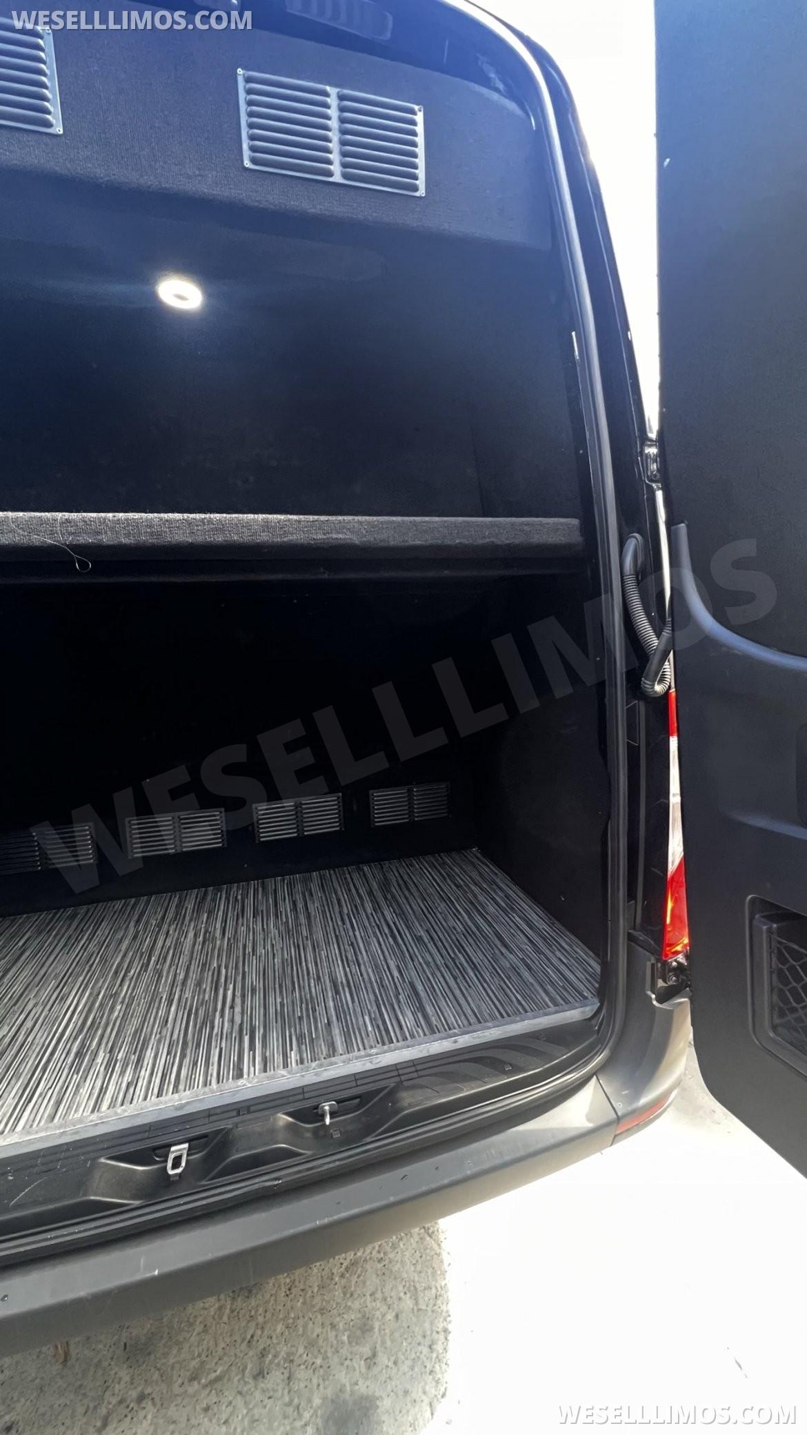 Executive Shuttle for Sale in Anaheim, CA - Photo 21