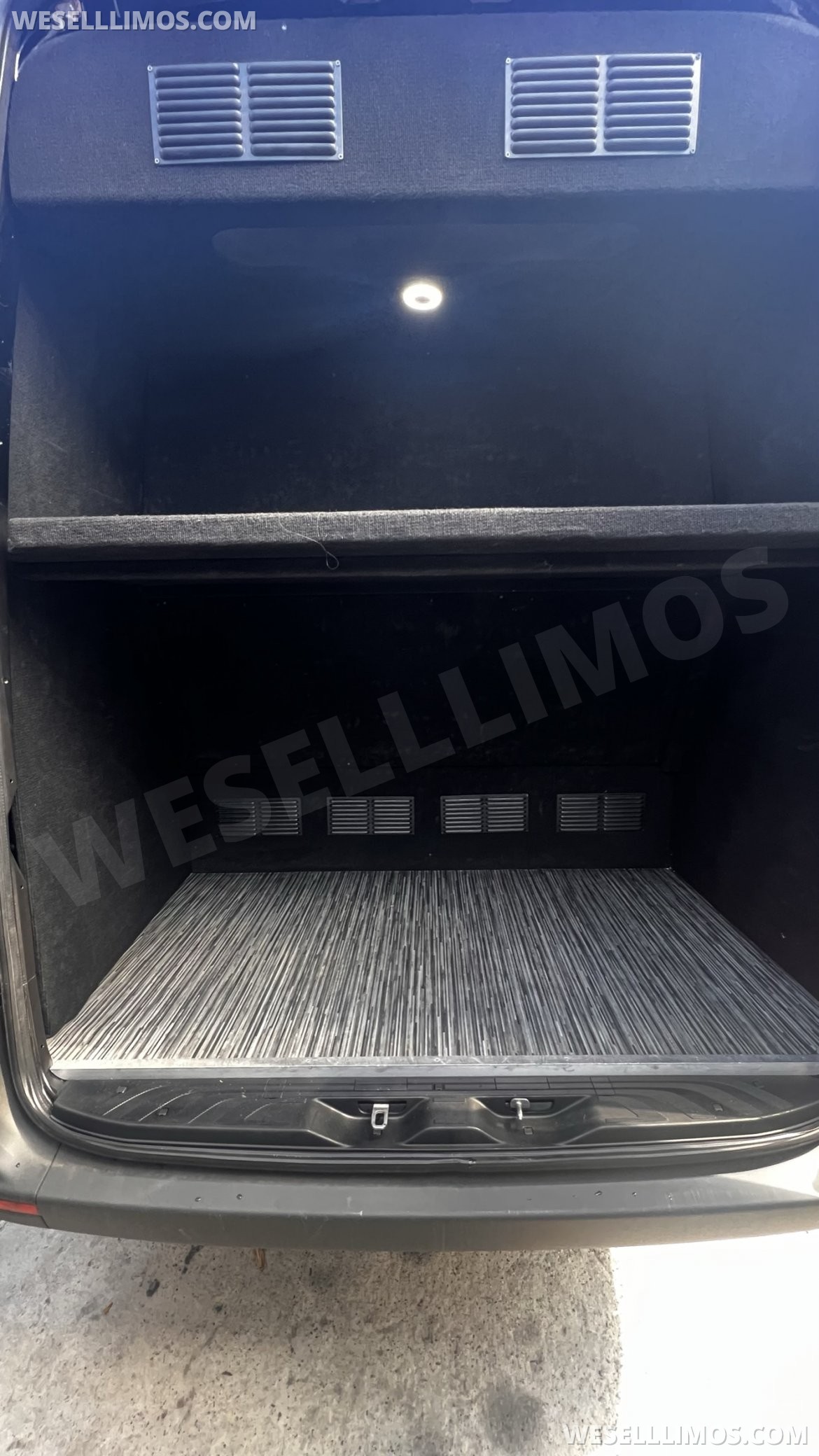 Executive Shuttle for Sale in Anaheim, CA - Photo 24