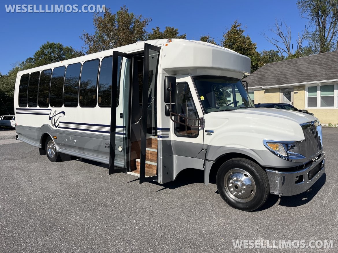Shuttle Bus for Sale in Pasadena, MD - Main Photo