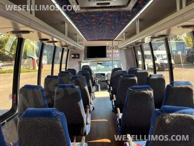 2014 Turtle Top International IC AC Shuttle Bus - Shuttle Bus for Sale in Pasadena, MD - Photo 7