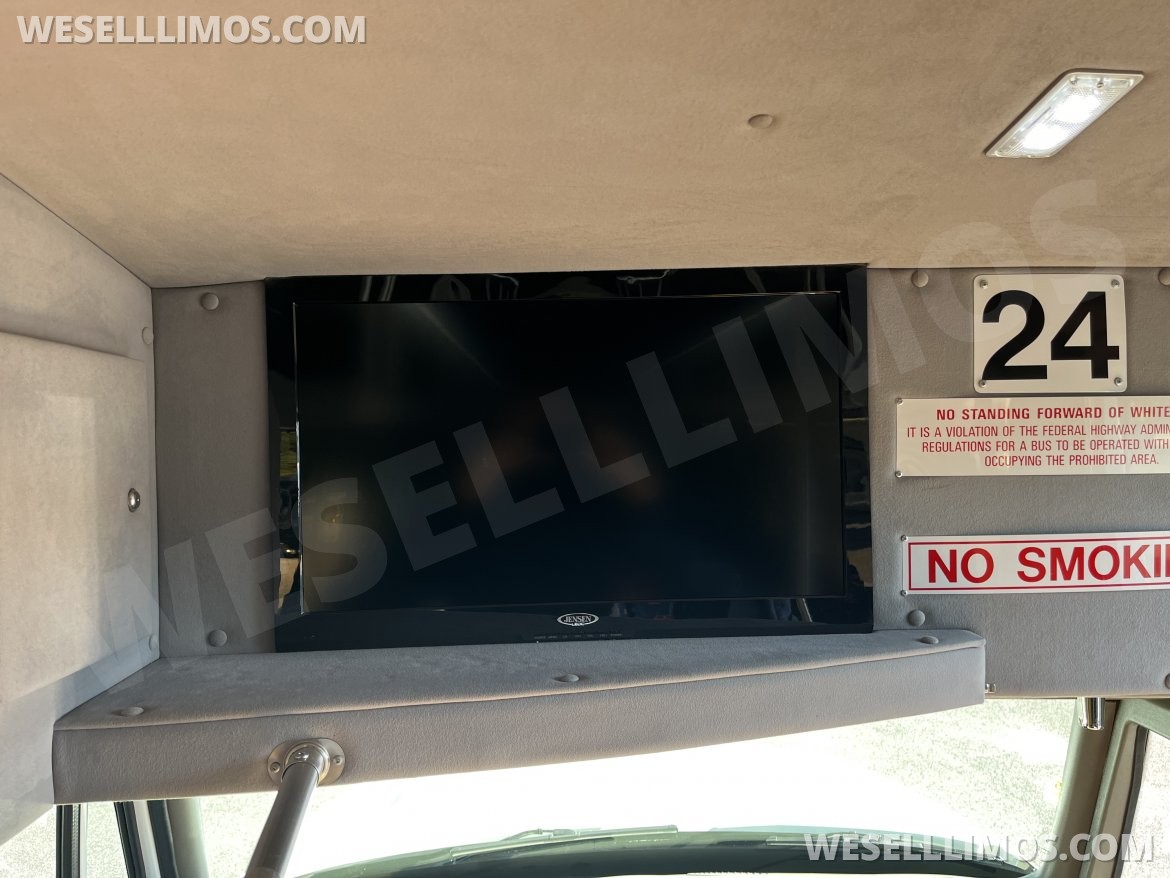 Shuttle Bus for Sale in Pasadena, MD - Photo 9