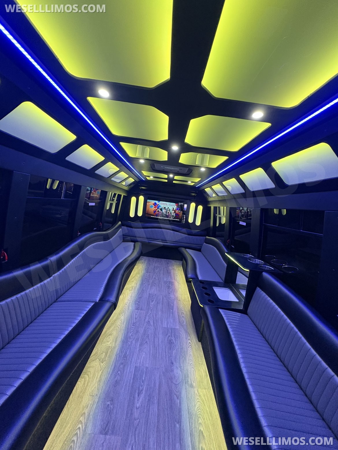 Limo Bus for Sale in fraser, MI - Main Photo