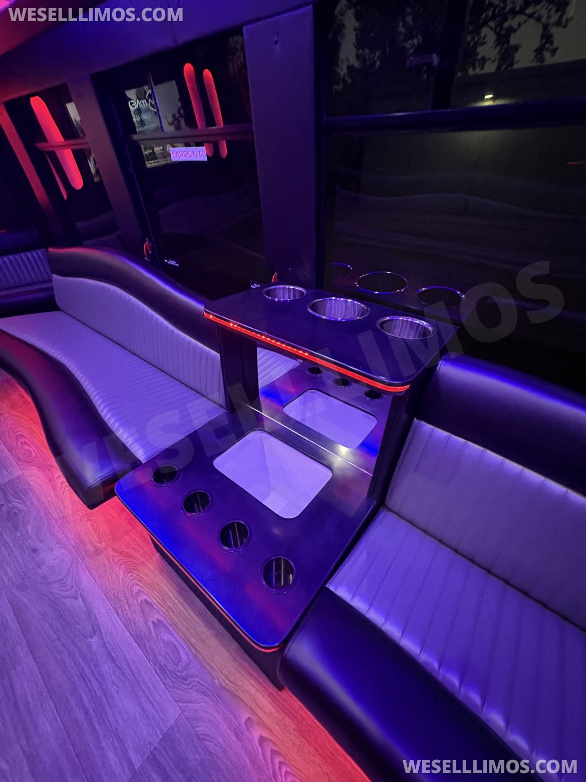 Limo Bus for Sale in fraser, MI - Photo 2
