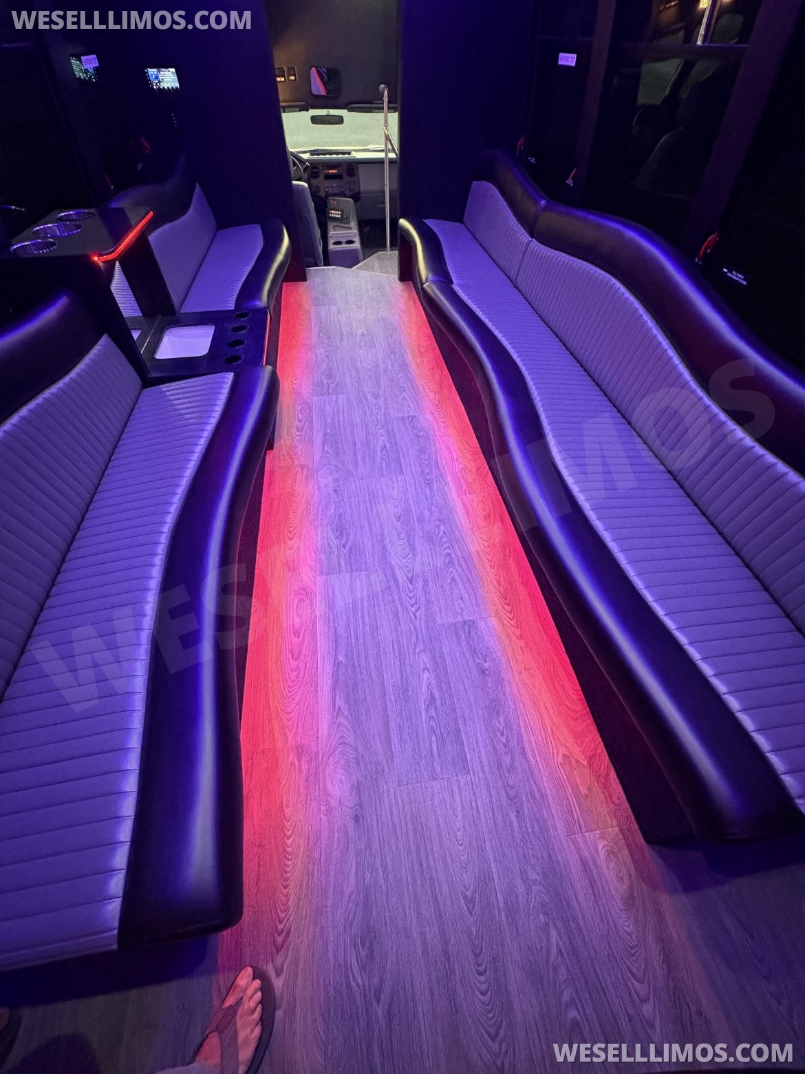 Limo Bus for Sale in fraser, MI - Photo 8