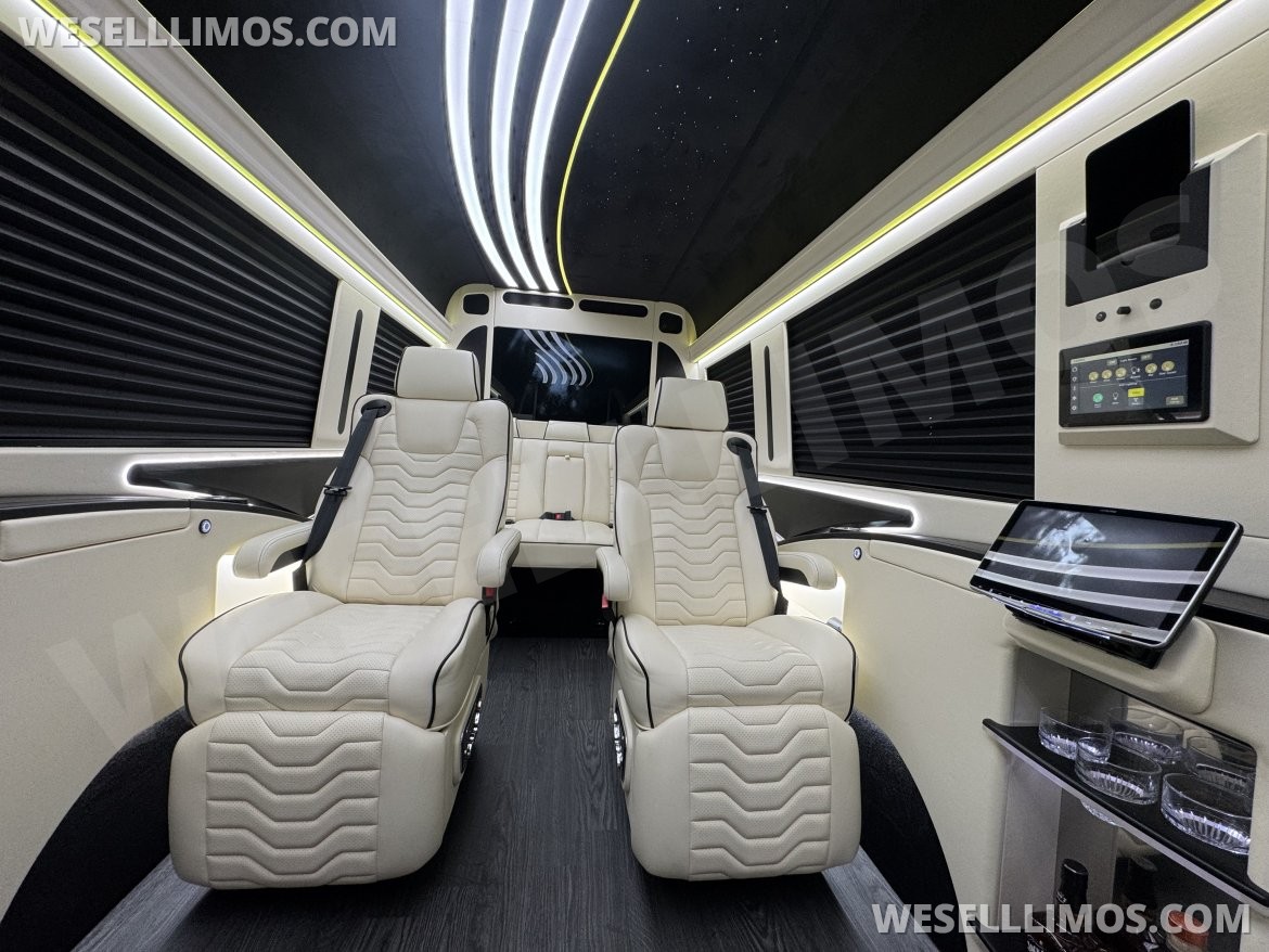 Sprinter for Sale in Springfield, MO - Photo 4