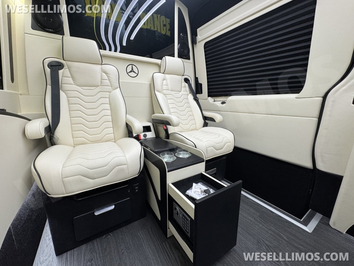 Sprinter for Sale in Springfield, MO - Photo 13