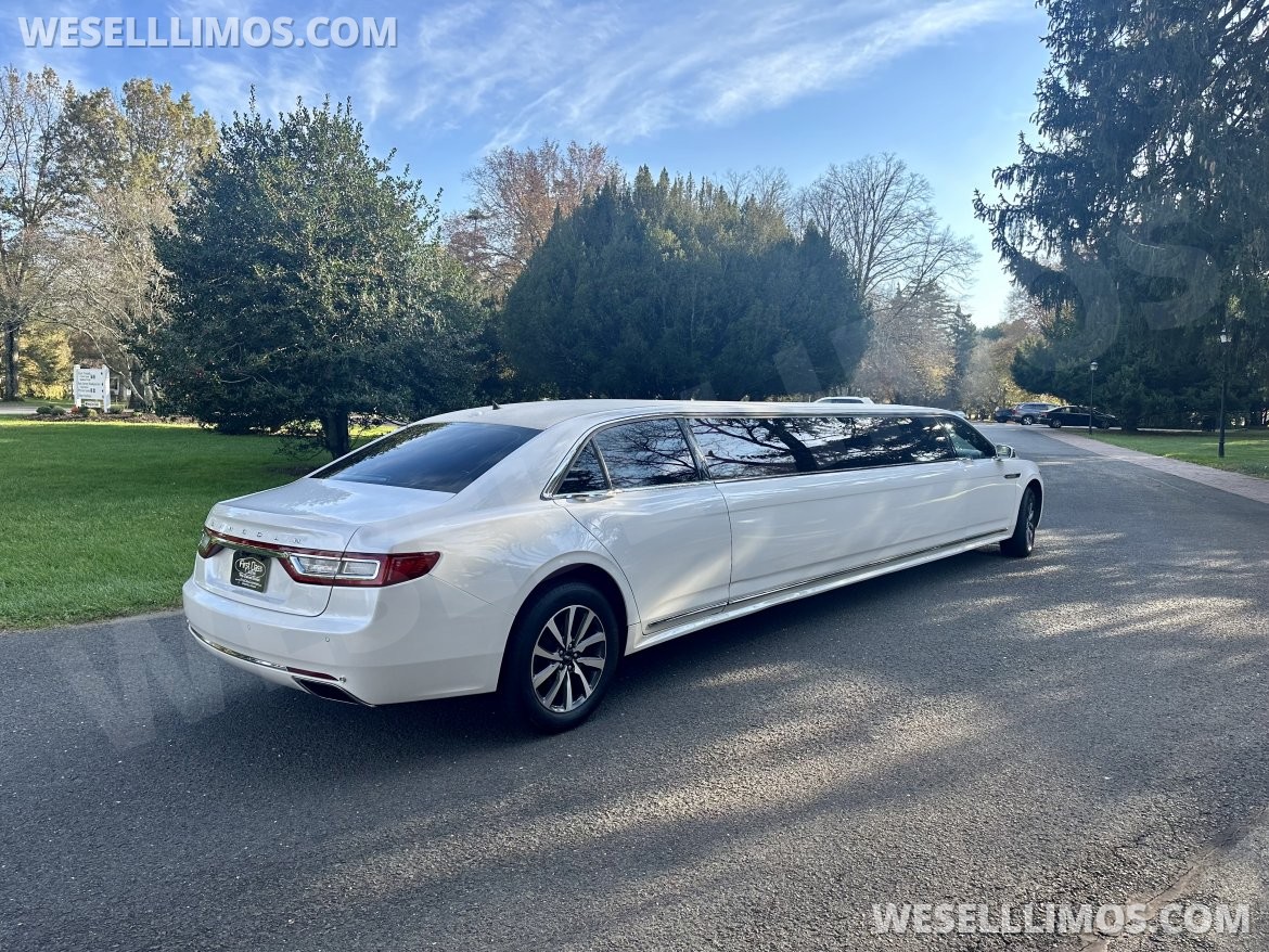 Limousine for Sale in Solon, OH - Photo 3