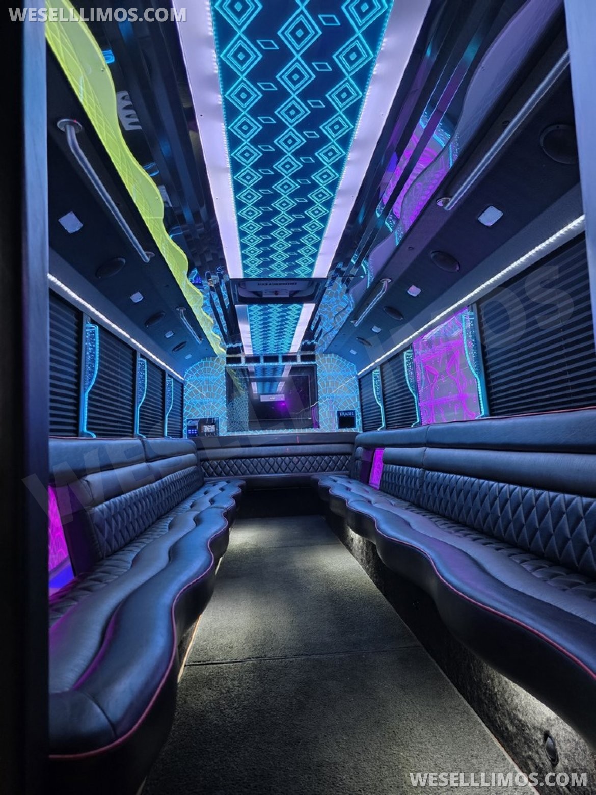 Limo Bus for Sale in Erie, PA - Main Photo