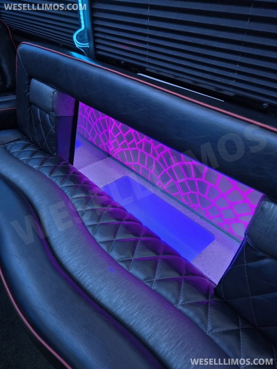 Limo Bus for Sale in Erie, PA - Photo 8