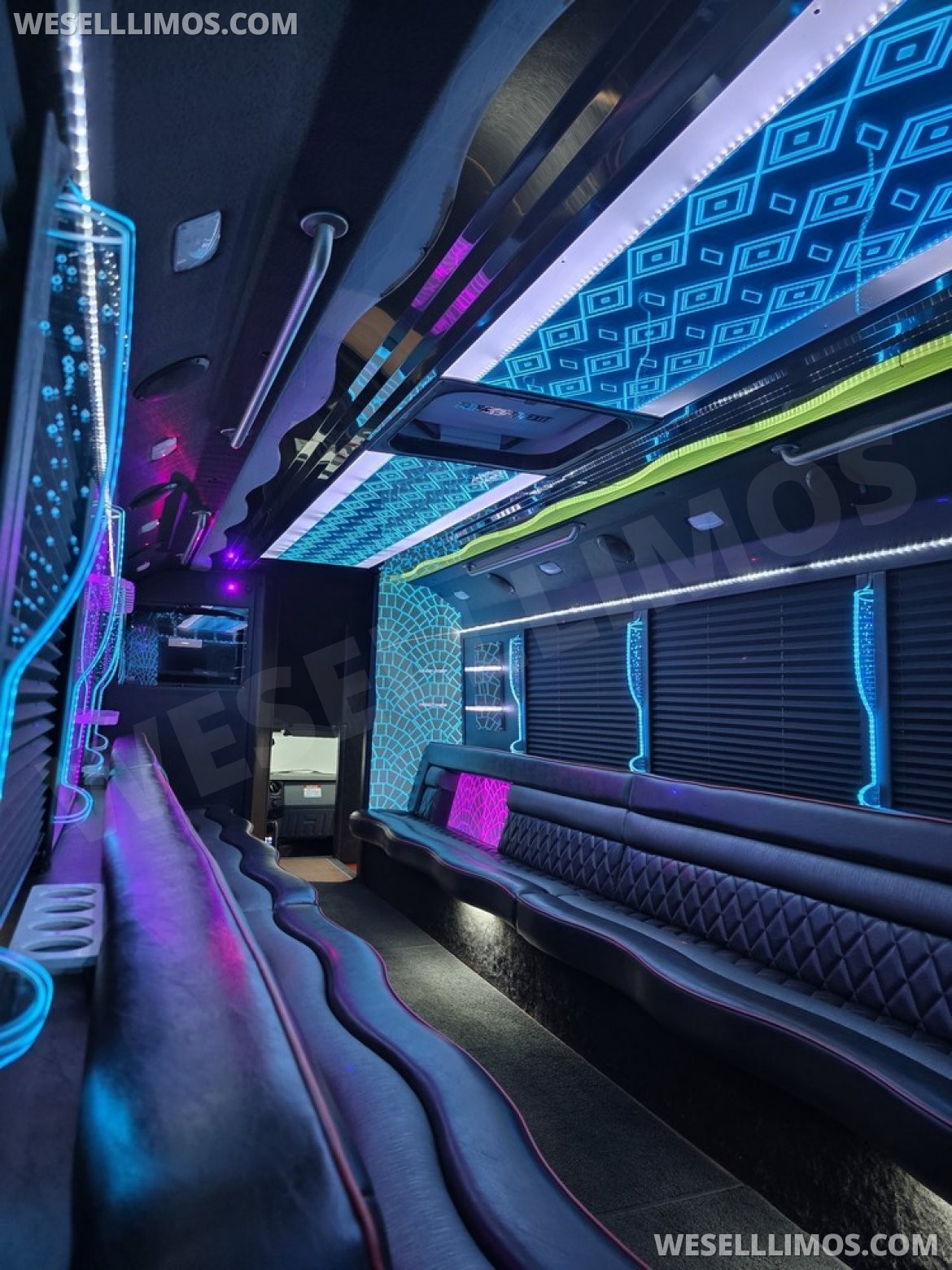 Limo Bus for Sale in Erie, PA - Photo 11