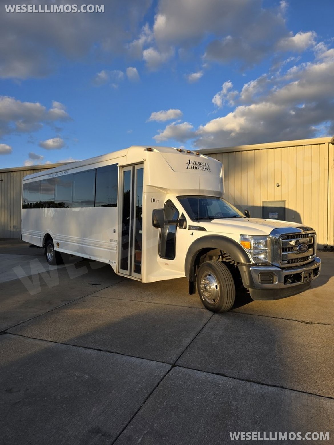 Limo Bus for Sale in Erie, PA - Photo 13
