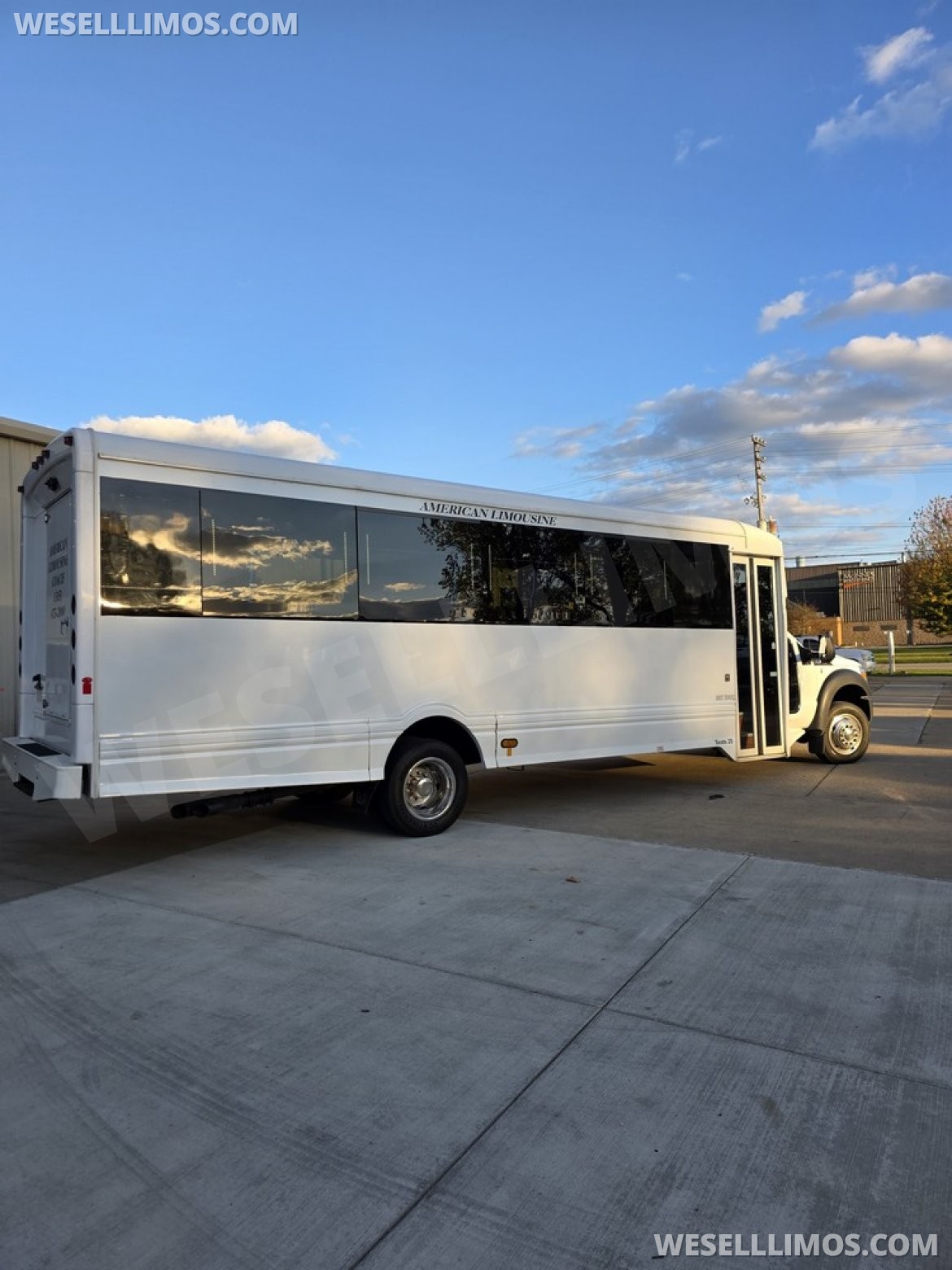 Limo Bus for Sale in Erie, PA - Photo 16