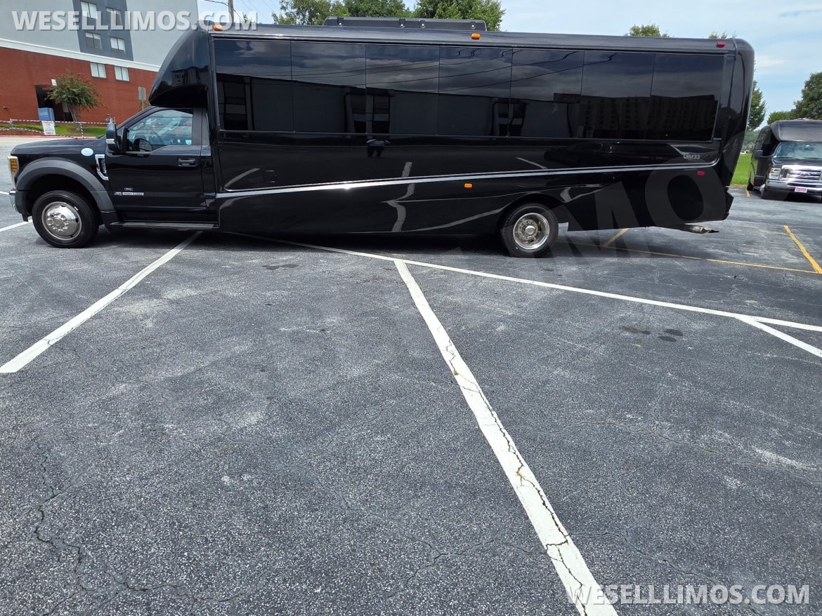 Shuttle Bus for Sale in Laguna Niguel, CA - Photo 4