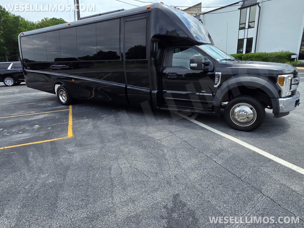 Shuttle Bus for Sale in Laguna Niguel, CA - Photo 5