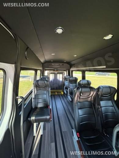2024 TWR Specialty Vehicles Mercedes-Benz ADA Executive Shuttle Sprinter - Sprinter for Sale in Elkhart, IN - Photo 6