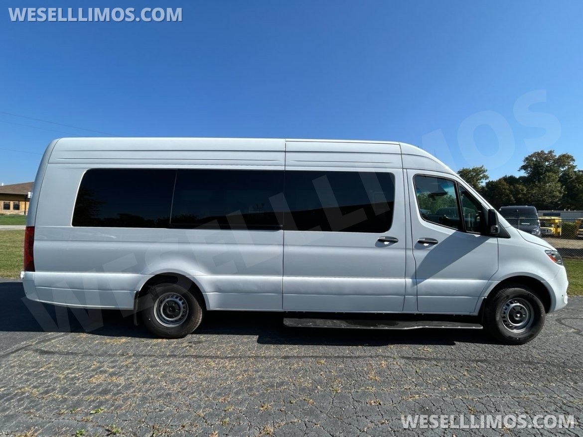 Sprinter for Sale in Elkhart, IN - Photo 2