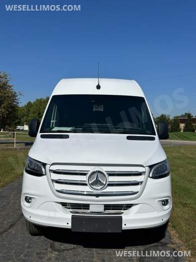 2024 TWR Specialty Vehicles Mercedes-Benz ADA Executive Shuttle Sprinter - Sprinter for Sale in Elkhart, IN - Photo 3