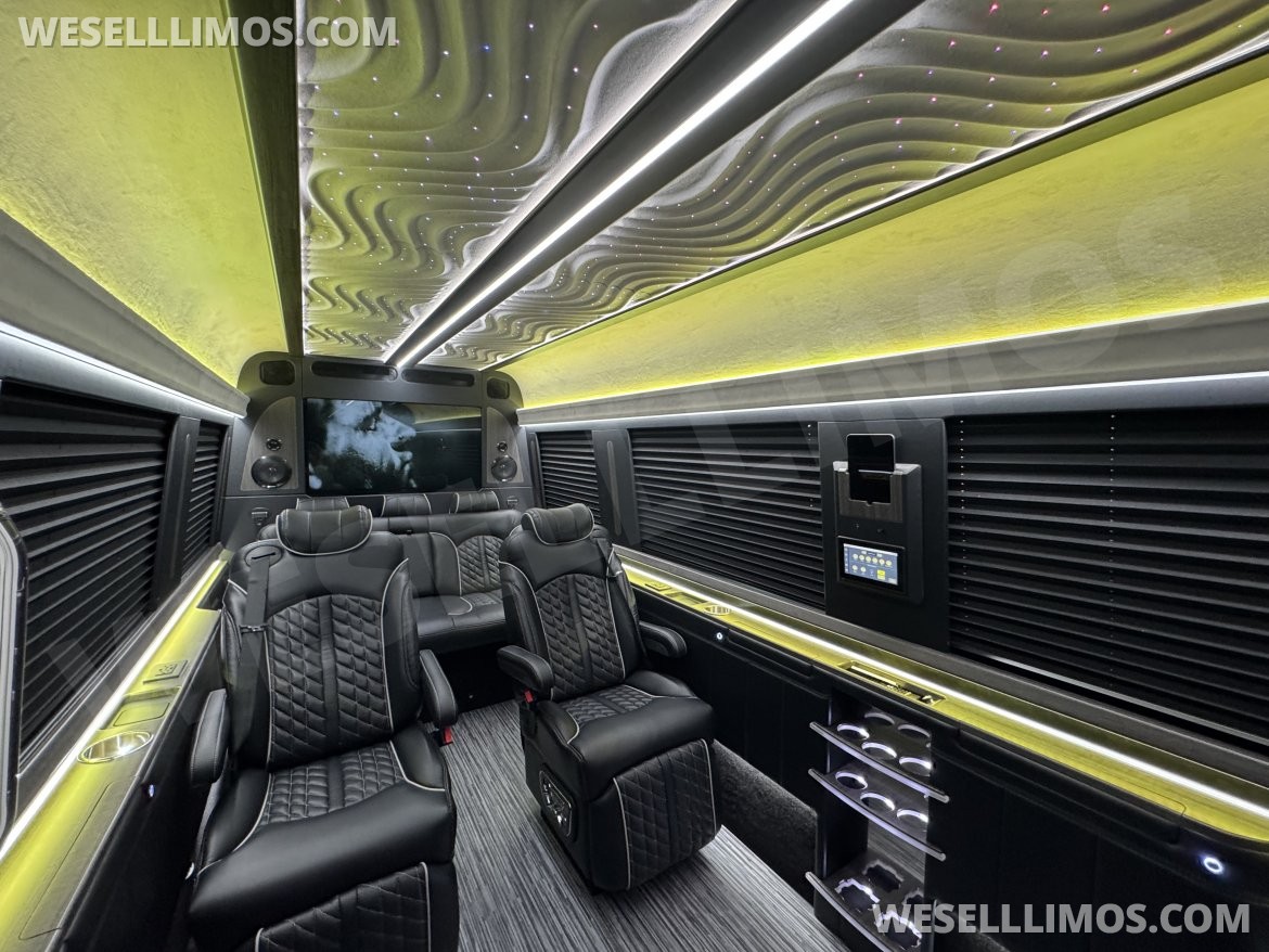 Sprinter for Sale in Springfield, MO - Main Photo