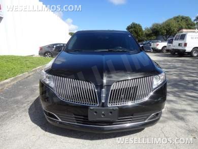 2015 Executive Coach Builders Lincoln MKT 120" Limousine - Limousine for Sale in Delray Beach, FL - Photo 7