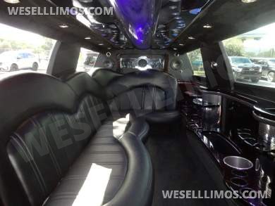 2015 Executive Coach Builders Lincoln MKT 120" Limousine - Limousine for Sale in Delray Beach, FL - Photo 10
