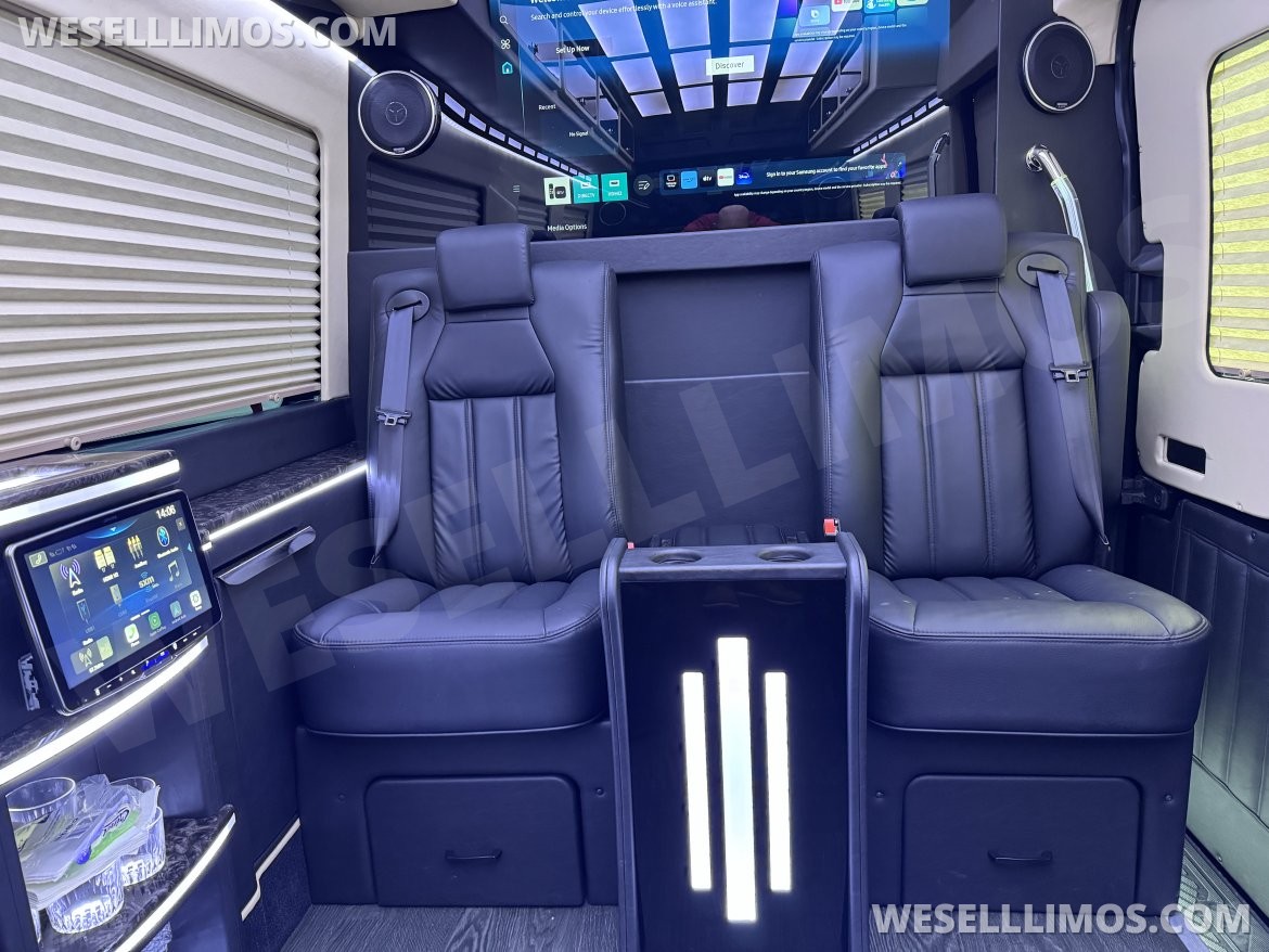 Executive Shuttle for Sale in Crowley, LA - Photo 11