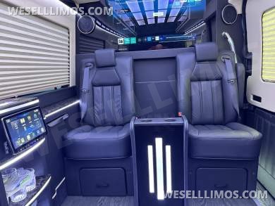2024 Springfield Coach / Limo Land Ford TRANSIT 350 HR Executive Shuttle - Executive Shuttle for Sale in Crowley, LA - Photo 11