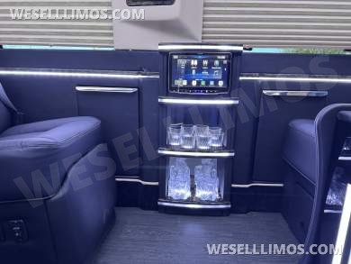 2024 Springfield Coach / Limo Land Ford TRANSIT 350 HR Executive Shuttle - Executive Shuttle for Sale in Crowley, LA - Photo 12