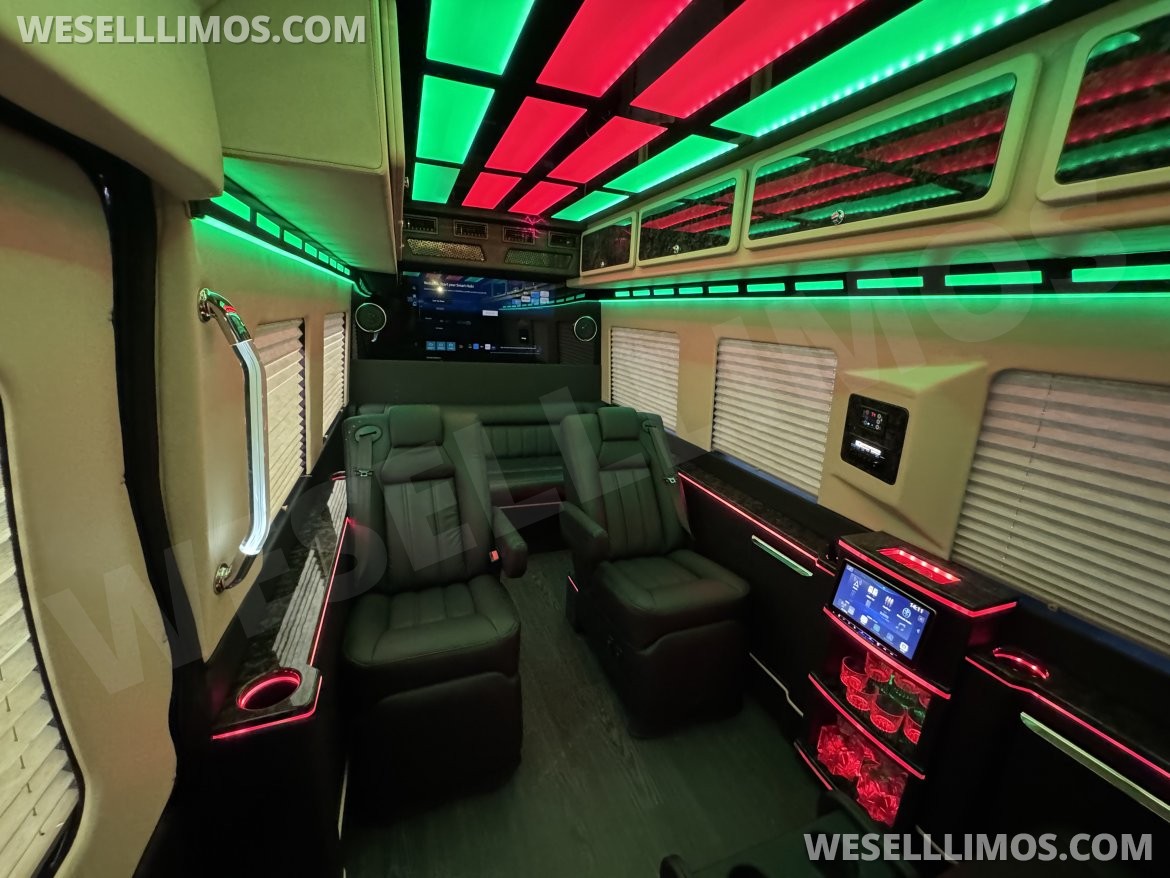 Executive Shuttle for Sale in Crowley, LA - Photo 16