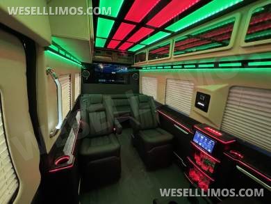 2024 Springfield Coach / Limo Land Ford TRANSIT 350 HR Executive Shuttle - Executive Shuttle for Sale in Crowley, LA - Photo 16