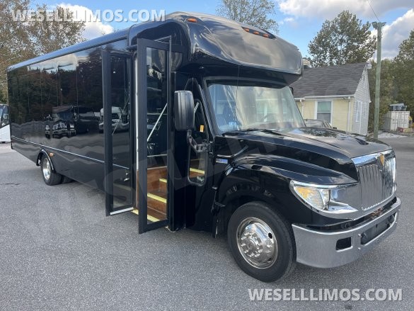 2013 International IC/AC Shuttle Bus for Sale in Pasadena, MD - Main Photo