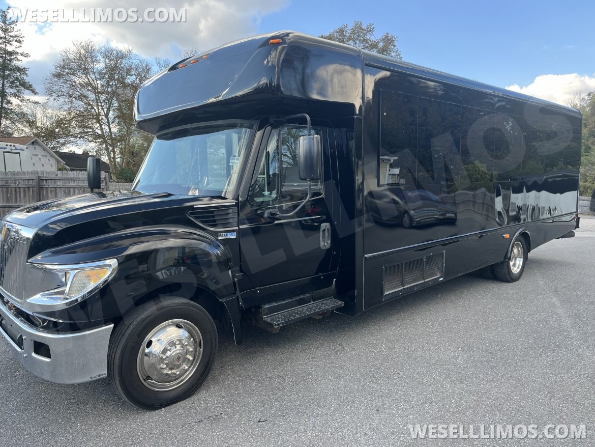 Shuttle Bus for Sale in Pasadena, MD - Photo 2