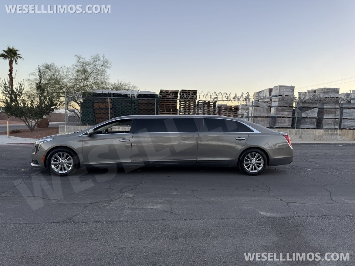 Limousine for Sale in Las Vegas, NV - Photo 4