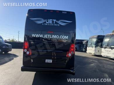 2014 Prevost H345 Motorcoach - Motorcoach for Sale in Phoenix, AZ - Photo 4