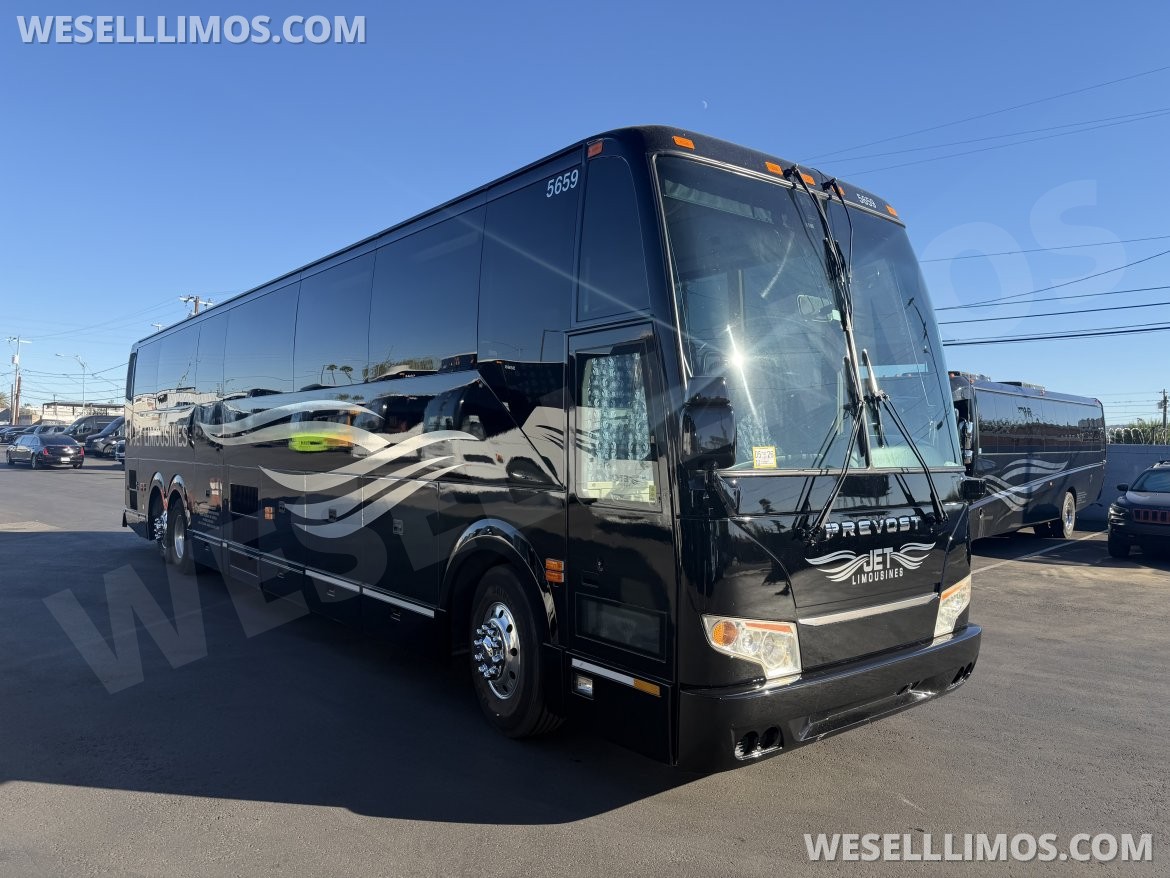 Motorcoach for Sale in Phoenix, AZ - Photo 6