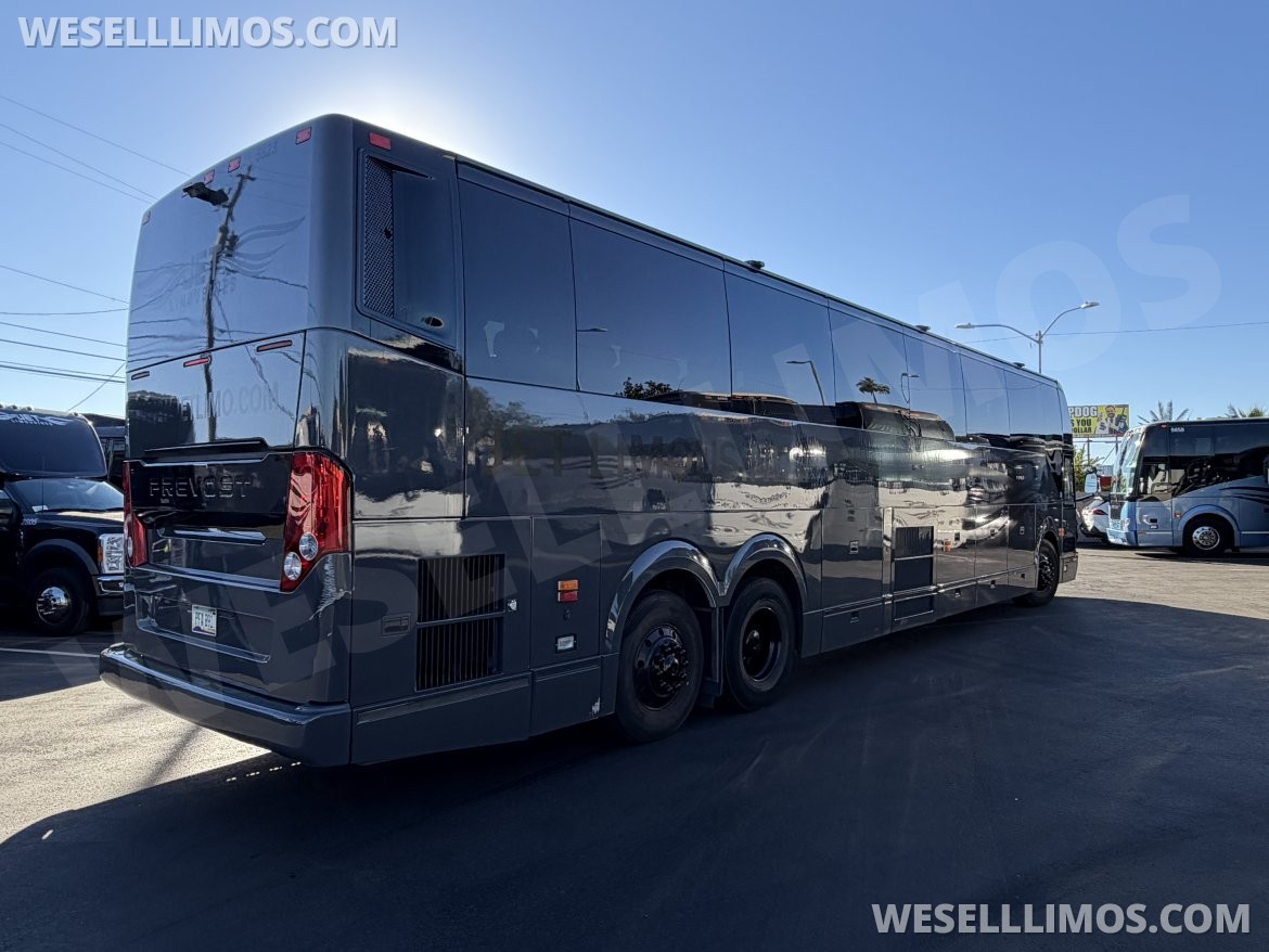 Motorcoach for Sale in Phoenix, AZ - Photo 5