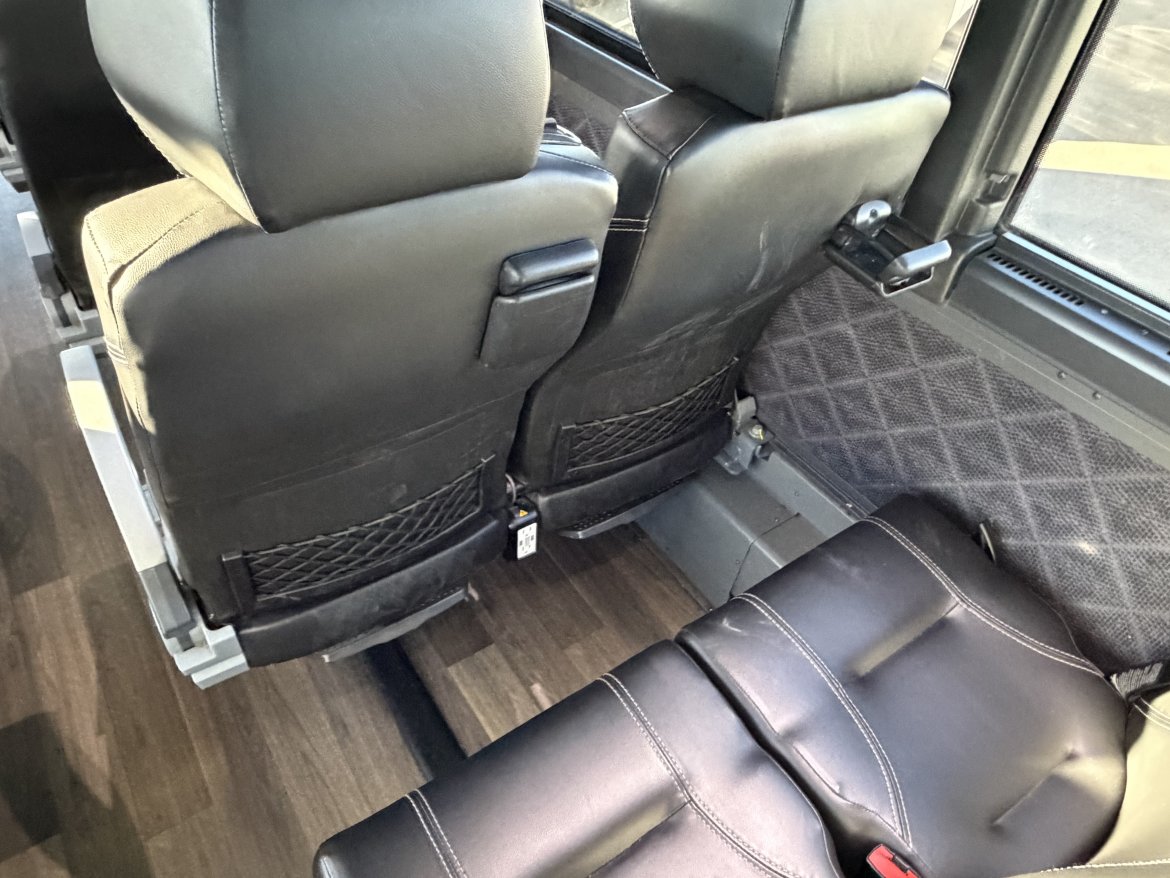 Motorcoach for Sale in Phoenix, AZ - Photo 9
