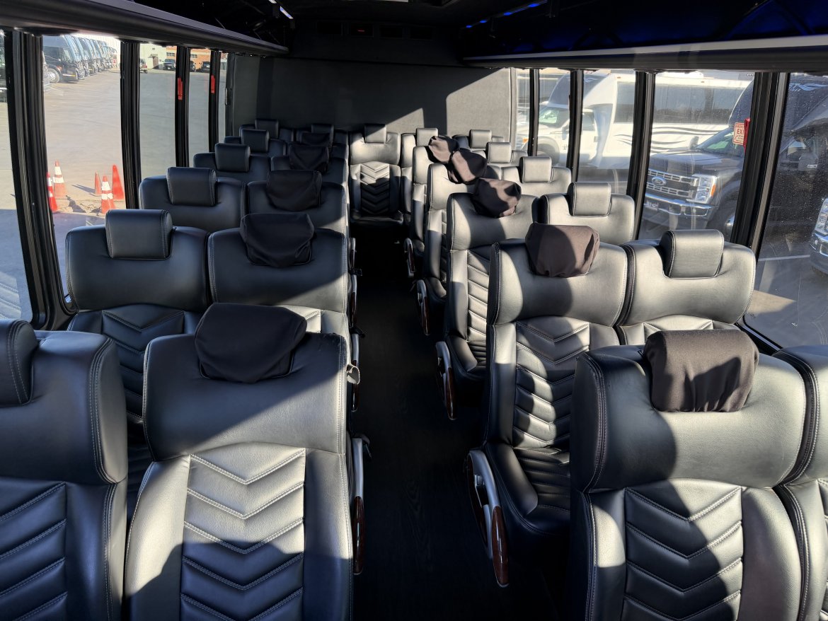 Shuttle Bus for Sale in Phoenix, AZ - Photo 6